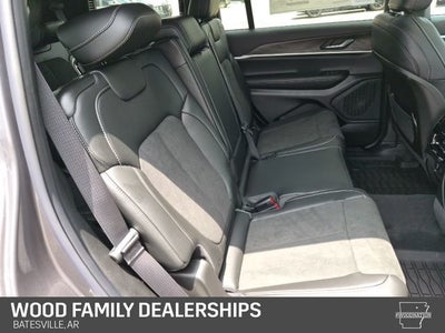 2026 Jeep Grand Cherokee GRAND CHEROKEE L LAREDO ALTITUDE 4X4