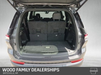 2026 Jeep Grand Cherokee GRAND CHEROKEE L LAREDO ALTITUDE 4X4