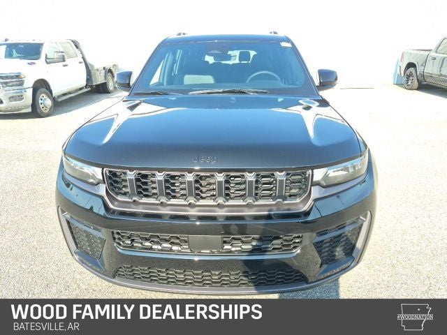 2026 Jeep Grand Cherokee GRAND CHEROKEE L LAREDO ALTITUDE 4X4