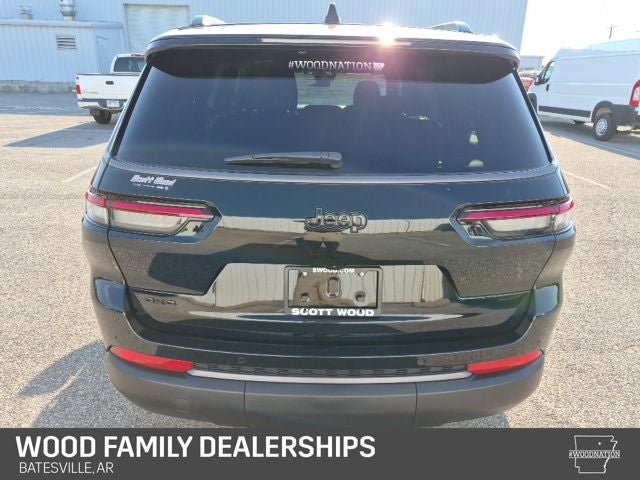 2026 Jeep Grand Cherokee GRAND CHEROKEE L LAREDO ALTITUDE 4X4