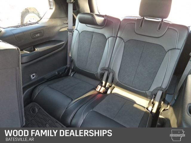 2026 Jeep Grand Cherokee GRAND CHEROKEE L LAREDO ALTITUDE 4X4