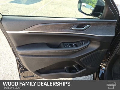 2026 Jeep Grand Cherokee GRAND CHEROKEE L LAREDO ALTITUDE 4X4