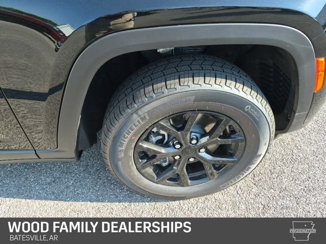 2026 Jeep Grand Cherokee GRAND CHEROKEE L LAREDO ALTITUDE 4X4