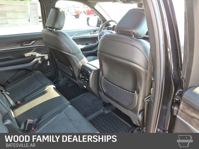 2026 Jeep Grand Cherokee GRAND CHEROKEE L LAREDO ALTITUDE 4X4