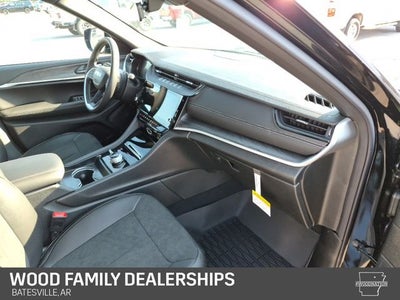 2026 Jeep Grand Cherokee GRAND CHEROKEE L LAREDO ALTITUDE 4X4