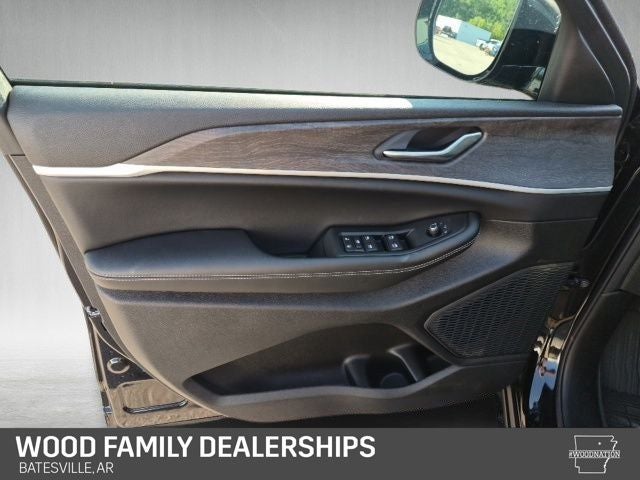 2026 Jeep Grand Cherokee GRAND CHEROKEE L LAREDO ALTITUDE 4X4