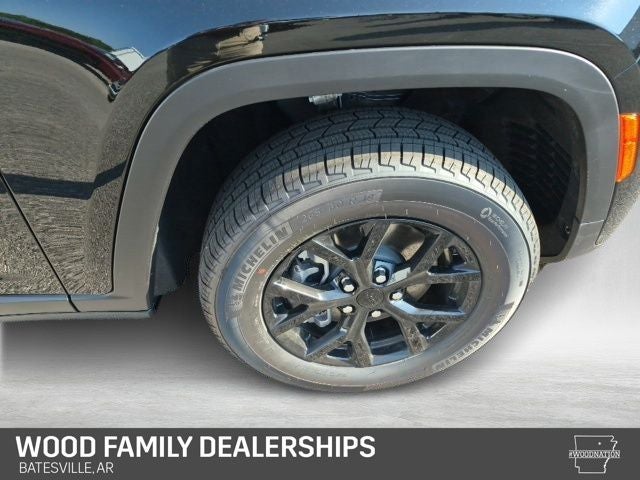 2026 Jeep Grand Cherokee GRAND CHEROKEE L LAREDO ALTITUDE 4X4