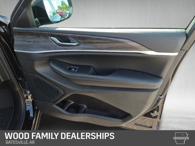 2026 Jeep Grand Cherokee GRAND CHEROKEE L LAREDO ALTITUDE 4X4
