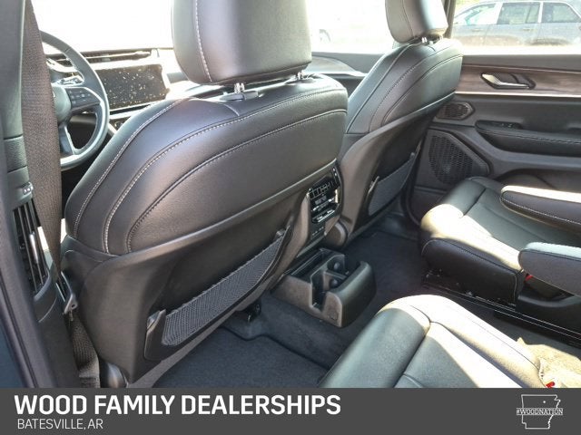 2027 Jeep Grand Cherokee GRAND CHEROKEE L LIMITED 4X4