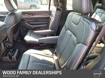 2027 Jeep Grand Cherokee GRAND CHEROKEE L LIMITED 4X4