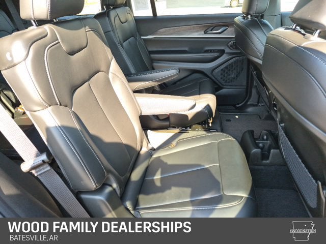 2027 Jeep Grand Cherokee GRAND CHEROKEE L LIMITED 4X4