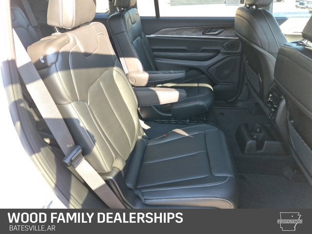2027 Jeep Grand Cherokee GRAND CHEROKEE L LIMITED 4X4