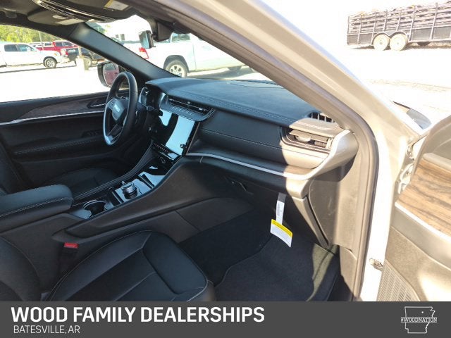 2027 Jeep Grand Cherokee GRAND CHEROKEE L LIMITED 4X4