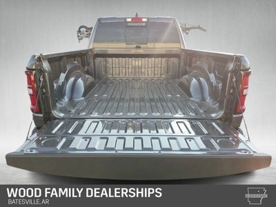2026 RAM 1500 RAM 1500 EXPRESS QUAD CAB 4X4 6'4' BOX