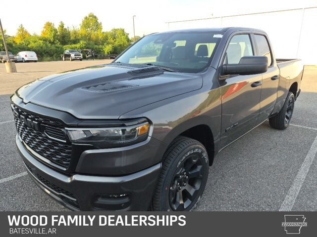 2026 RAM 1500 RAM 1500 EXPRESS QUAD CAB 4X4 6'4' BOX