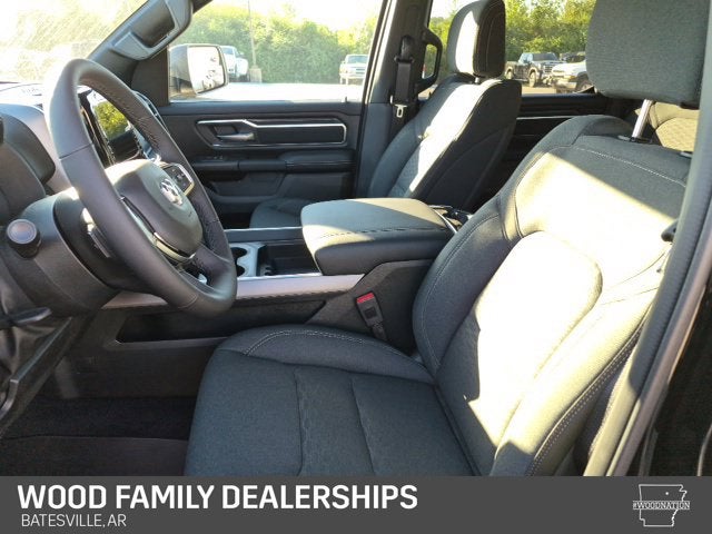 2027 RAM Ram 1500 RAM 1500 BIG HORN CREW CAB 4X4 5'7' BOX