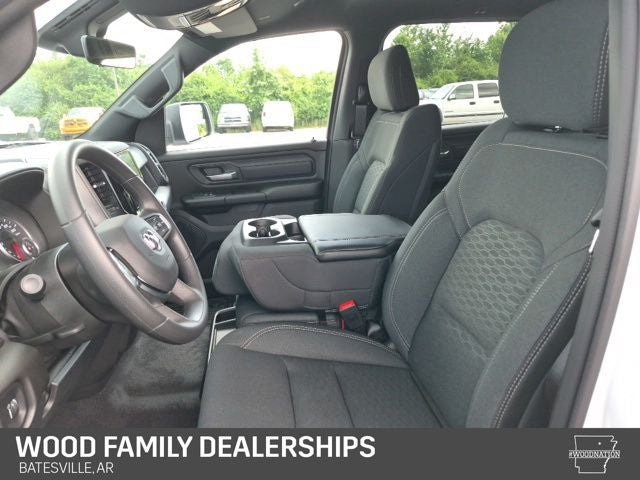 2026 RAM 1500 RAM 1500 TRADESMAN CREW CAB 4X4 5'7' BOX