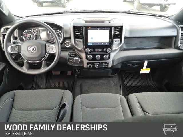 2026 RAM 1500 RAM 1500 TRADESMAN CREW CAB 4X4 5'7' BOX