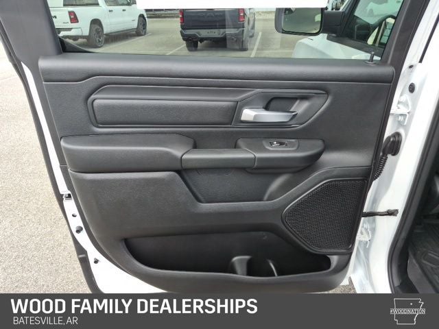 2026 RAM 1500 RAM 1500 TRADESMAN CREW CAB 4X4 5'7' BOX