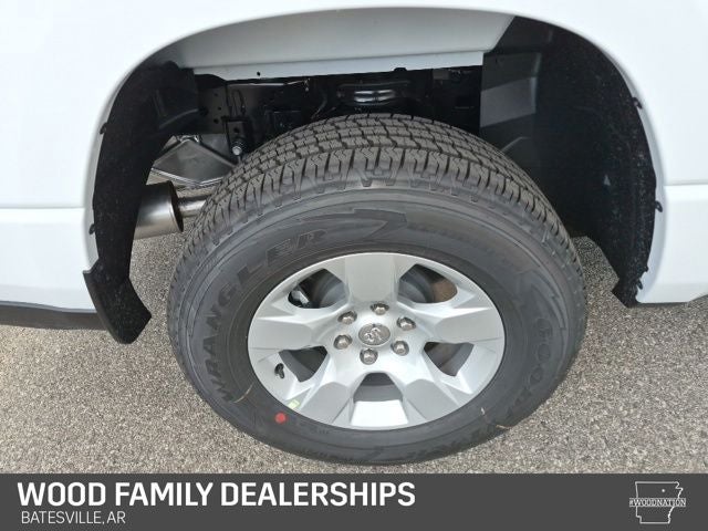 2026 RAM 1500 RAM 1500 TRADESMAN CREW CAB 4X4 5'7' BOX