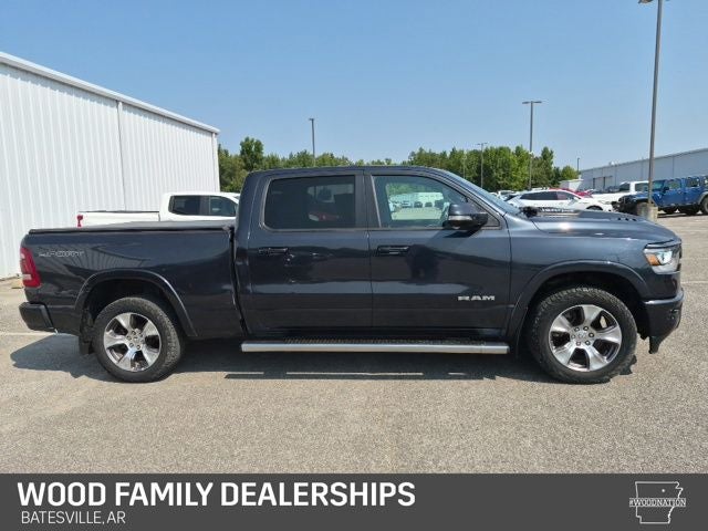 2020 RAM 1500 Laramie Crew Cab 4x4 6'4' Box