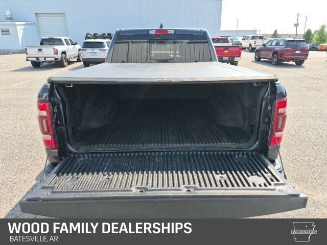 2020 RAM 1500 Laramie Crew Cab 4x4 6'4' Box