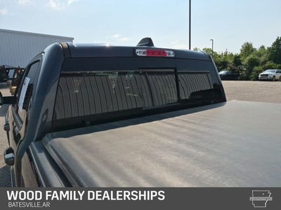2020 RAM 1500 Laramie Crew Cab 4x4 6'4' Box