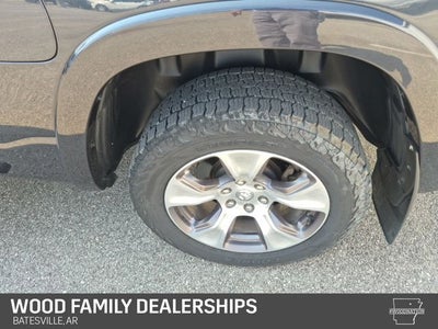 2020 RAM 1500 Laramie Crew Cab 4x4 6'4' Box