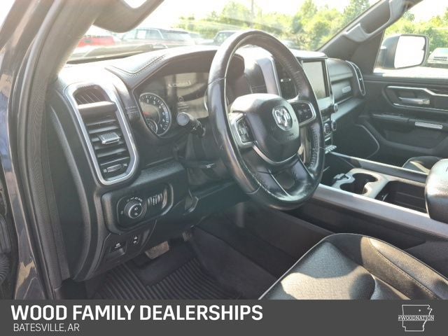 2020 RAM 1500 Laramie Crew Cab 4x4 6'4' Box