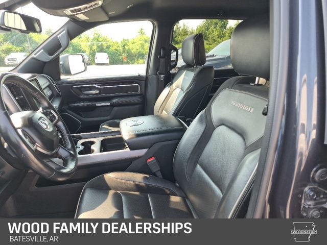 2020 RAM 1500 Laramie Crew Cab 4x4 6'4' Box