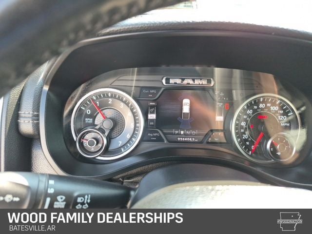 2020 RAM 1500 Laramie Crew Cab 4x4 6'4' Box
