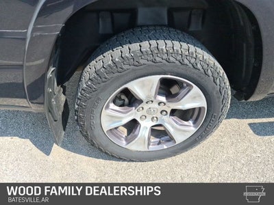 2020 RAM 1500 Laramie Crew Cab 4x4 6'4' Box