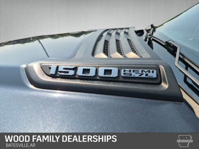2020 RAM 1500 Laramie Crew Cab 4x4 6'4' Box