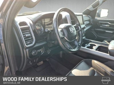 2020 RAM 1500 Laramie Crew Cab 4x4 6'4' Box