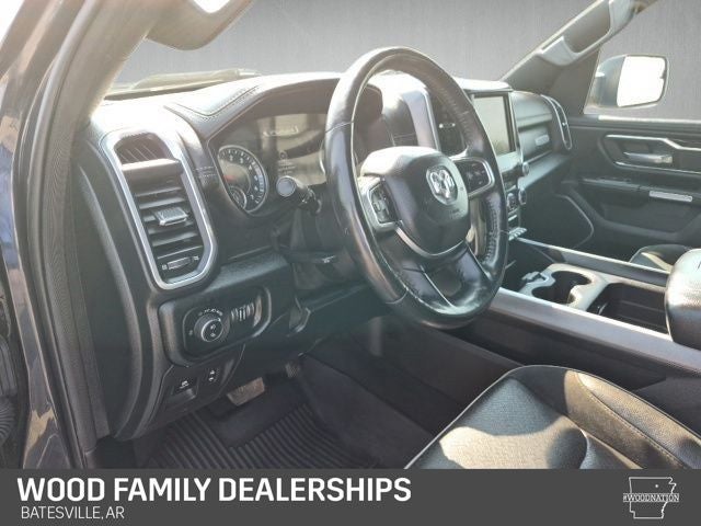 2020 RAM 1500 Laramie Crew Cab 4x4 6'4' Box