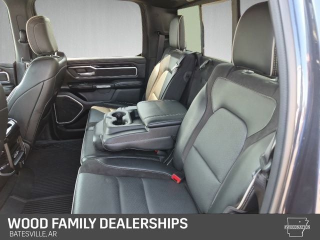 2020 RAM 1500 Laramie Crew Cab 4x4 6'4' Box
