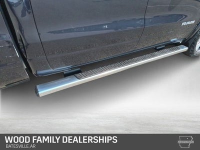 2020 RAM 1500 Laramie Crew Cab 4x4 6'4' Box