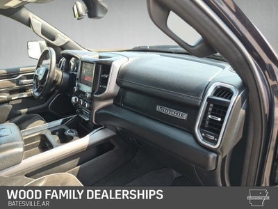 2020 RAM 1500 Laramie Crew Cab 4x4 6'4' Box