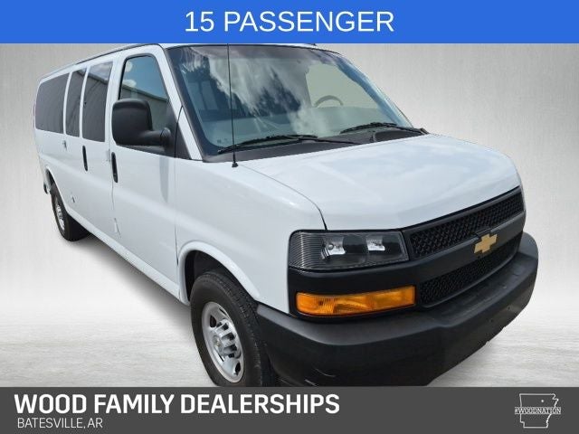 2025 Chevrolet Express Passenger RWD 3500 Extended Wheelbase LS