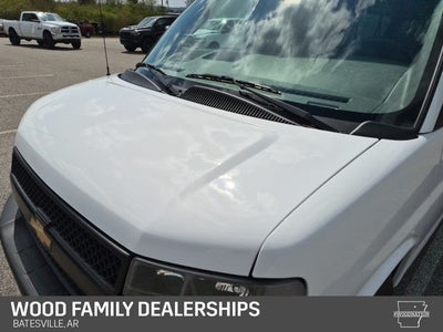 2025 Chevrolet Express Passenger RWD 3500 Extended Wheelbase LS