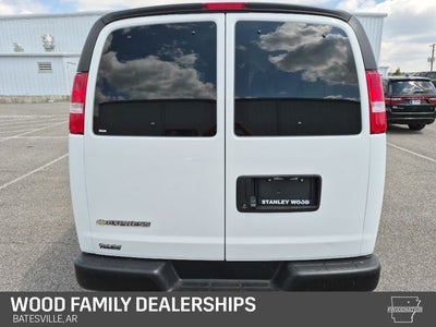 2025 Chevrolet Express Passenger RWD 3500 Extended Wheelbase LS