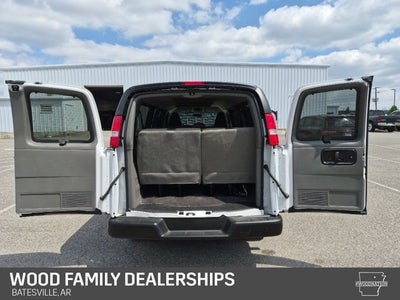 2025 Chevrolet Express Passenger RWD 3500 Extended Wheelbase LS