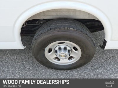 2025 Chevrolet Express Passenger RWD 3500 Extended Wheelbase LS