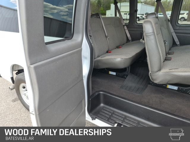 2025 Chevrolet Express Passenger RWD 3500 Extended Wheelbase LS