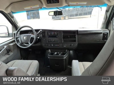 2025 Chevrolet Express Passenger RWD 3500 Extended Wheelbase LS
