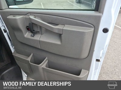 2025 Chevrolet Express Passenger RWD 3500 Extended Wheelbase LS