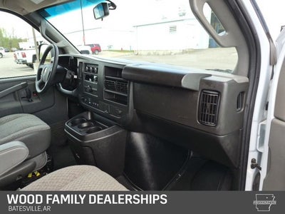 2025 Chevrolet Express Passenger RWD 3500 Extended Wheelbase LS