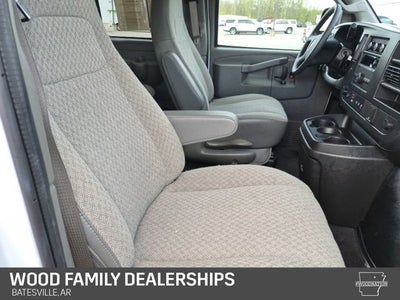 2025 Chevrolet Express Passenger RWD 3500 Extended Wheelbase LS