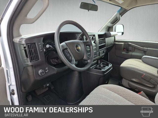 2025 Chevrolet Express Passenger RWD 3500 Extended Wheelbase LS