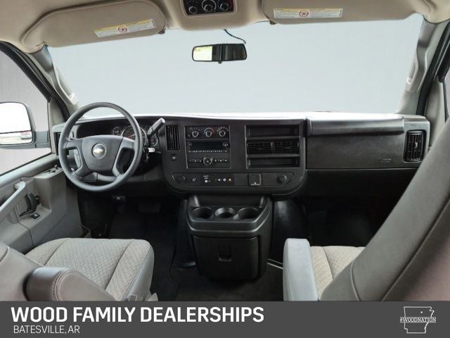 2025 Chevrolet Express Passenger RWD 3500 Extended Wheelbase LS